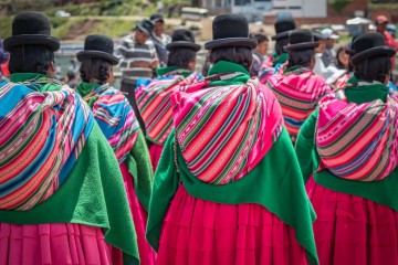 Who Are The Cholitas? 
