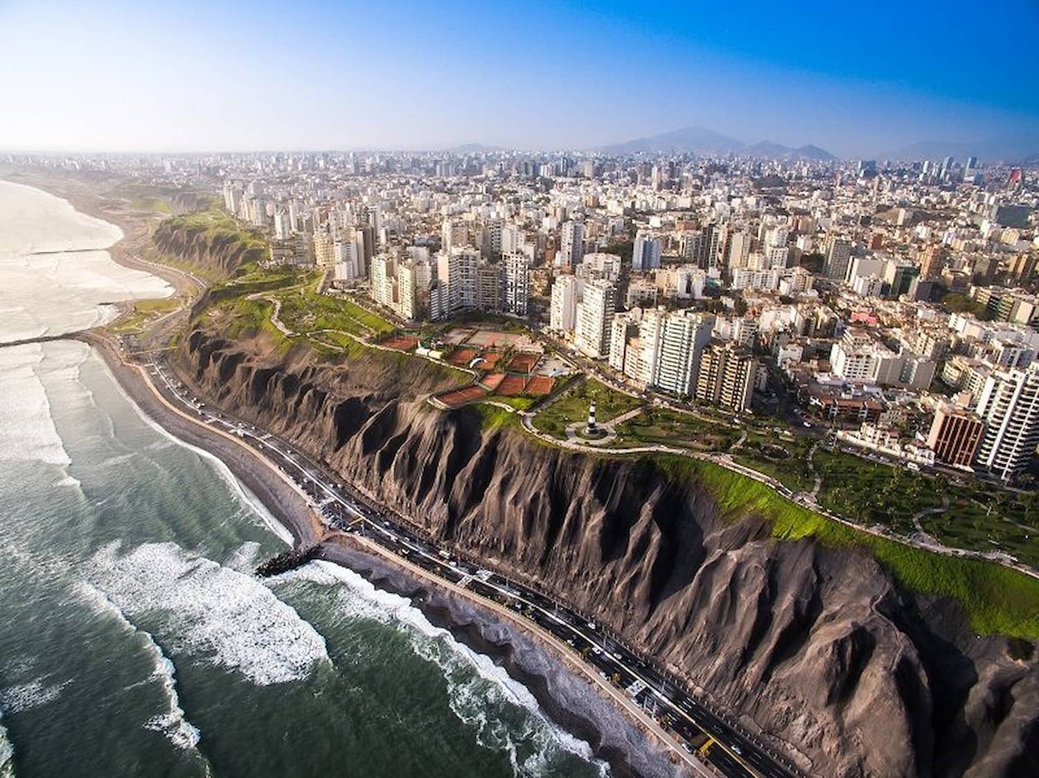 Miraflores clifftop coastline and Pacific Ocean, Lima, Peru