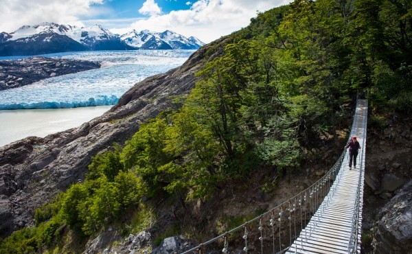 paine circuit grey suspension bridge 800