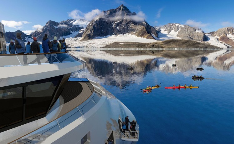 Greg Mortimaer viewing platform Aurora Expeditions