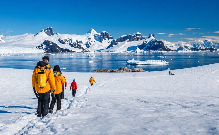 Guided hike in Antarctica
