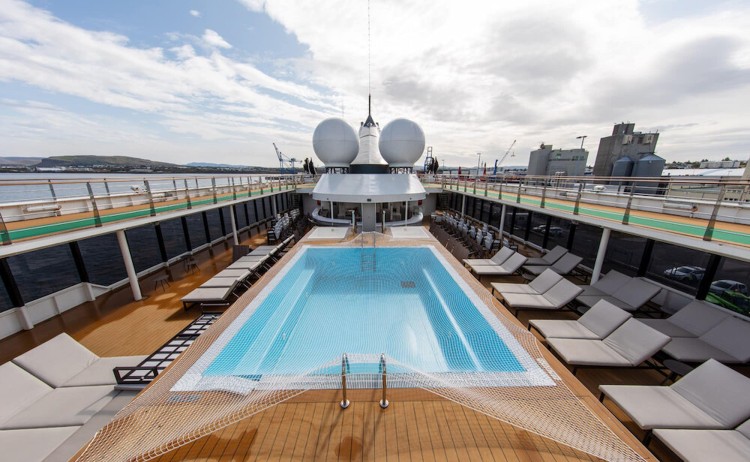 World explorer swimming pool