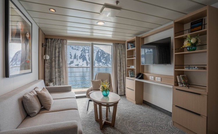 Ocean Albatros cabin balcony