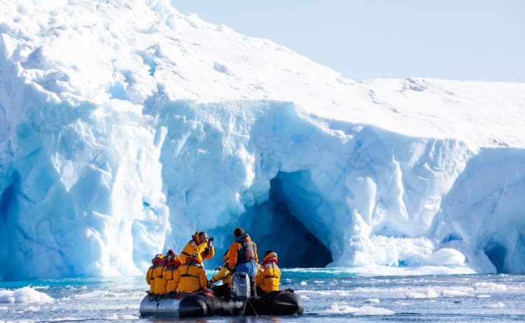 zodiac cruising Sam Crimmin 2 2 credit SamCrimmin