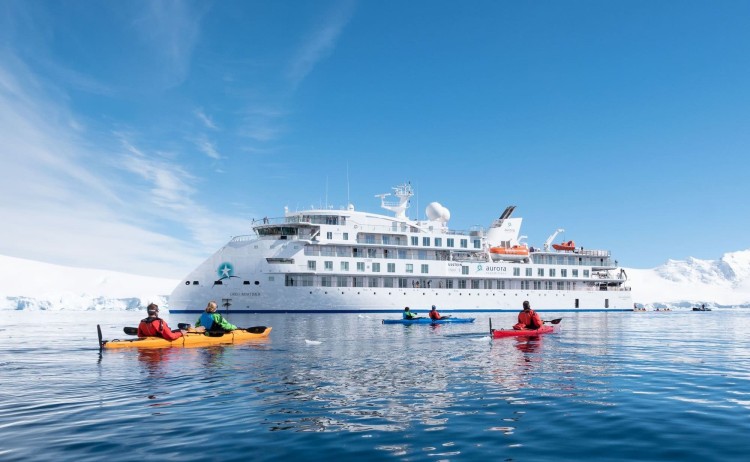 Kayaking in Antarctica Aurora