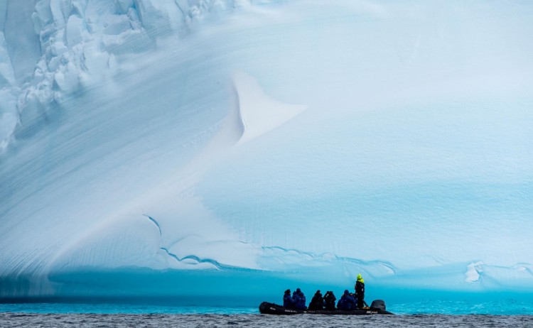 Antarctica iceberg Zodiac cruise AE SMALL