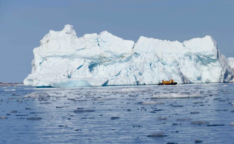 Zodiac crusing arctic saga