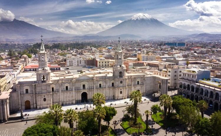 Arequipa Colca Canyon tour Plaza de Armas