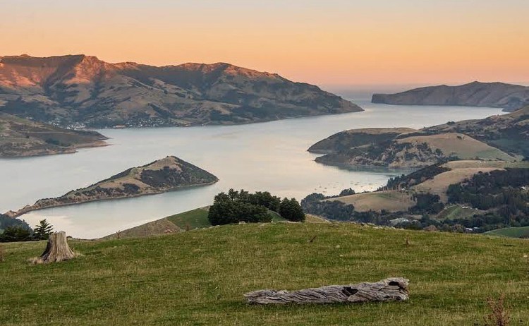 Akaroa harbour summit road