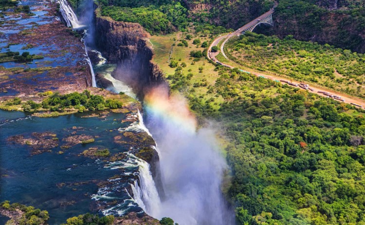 Botswana Explorer Victoria falls