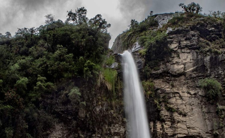 condor machay waterfall gallery 0 67a9810e8e39f