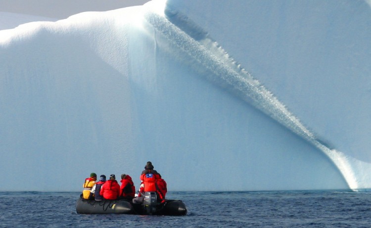 Antarctica zodiac tour