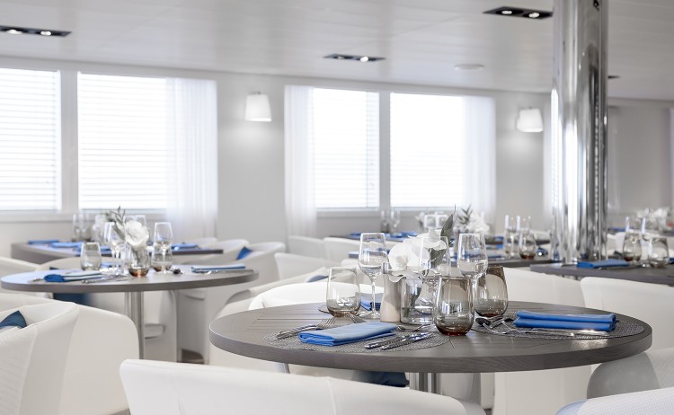 Le Lyral Restaurant PONANT Francois Lefebvre