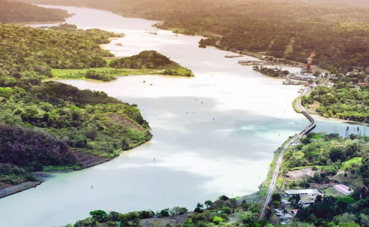 Expedition South America v2. Panama Canal