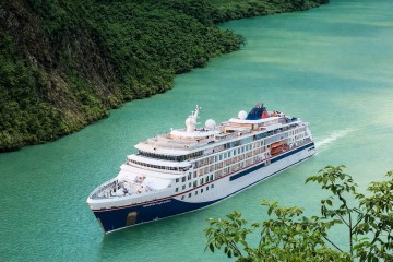 Expedition South America with Panama Canal
