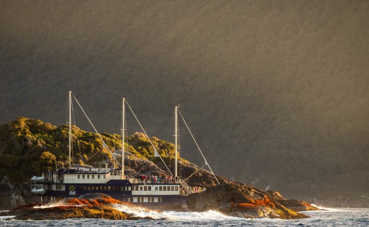 Fiordland Navigator cruise 2 v3