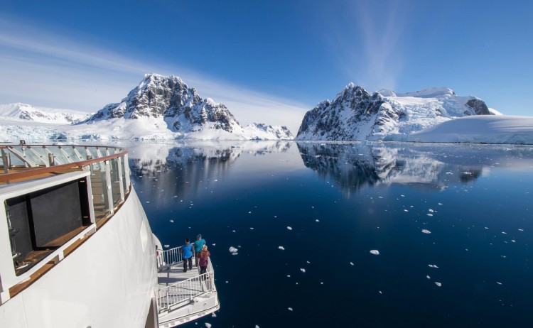 greg mortimer hydraulic viewing platform scaled