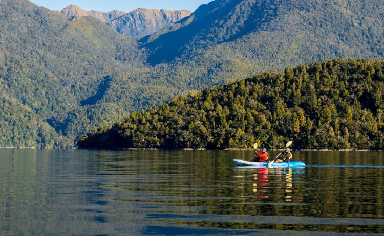 Kayaking Fiordland G.Early