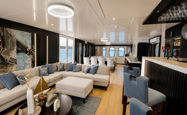 Alya catamaran living room