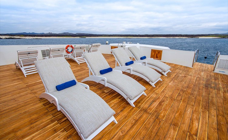 Archipel 1 sundeck