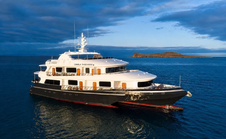 galapagos cruise with Wendy Petrie horizon trimaran