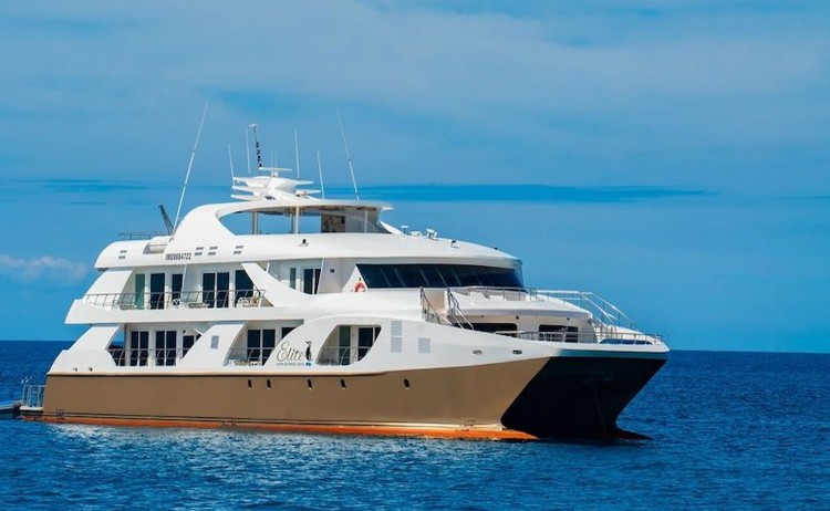Galapagos Elite cruise exterior
