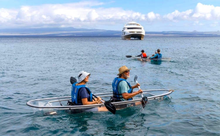 Galapagos cruise paddling activity