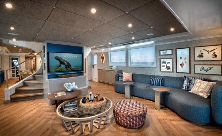 &Beyond Galapaos Explores Lounge