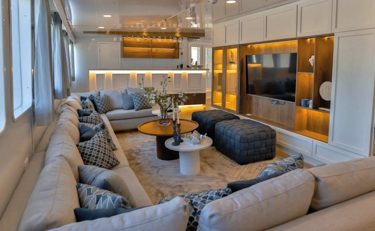 Galaxy diver ll livingroom galapagos diving