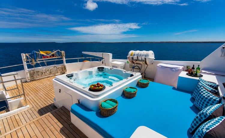 Grand Majestic sundeck2