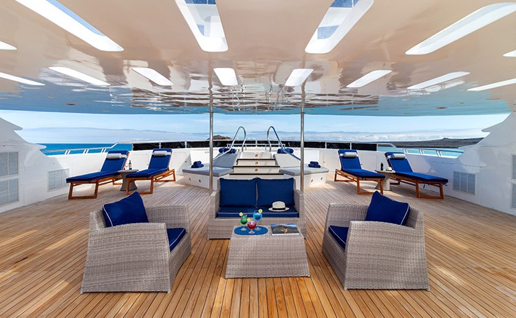 sundeck horizon Royal Galapagos