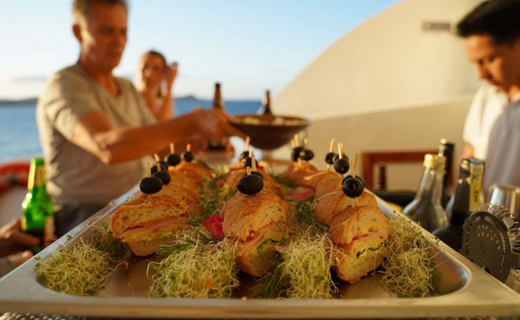Infinity alfresco dining