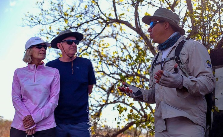 natural paradise guided hiking activity