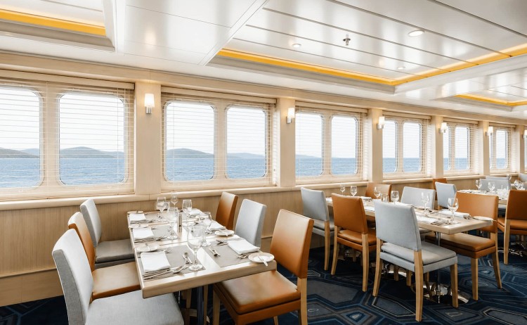 Santa Cruz II Restaurant
