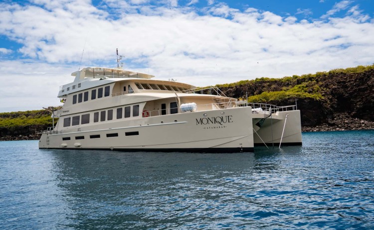 Galapagos Monqiue Exterior