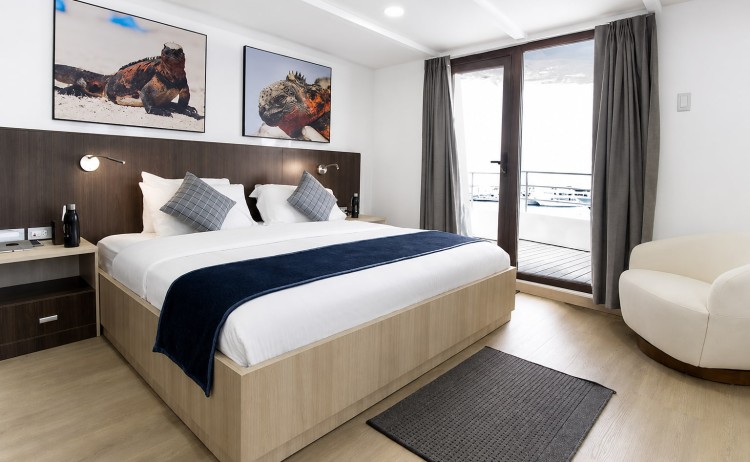 natural paradise upper deck suite v2