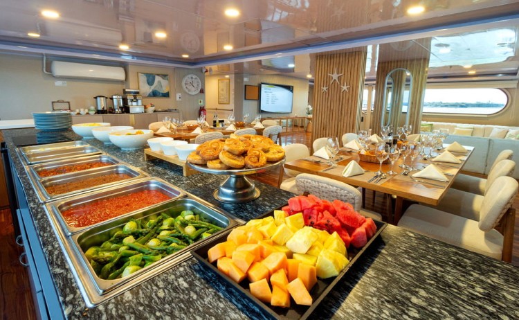 Pretel cruise food onboard