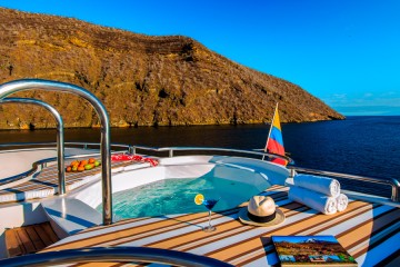 Galapagos: Treasure of Galapagos  | 7 days