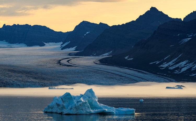 D04 Greenland East Greenland Nansen Fjord glacier AE