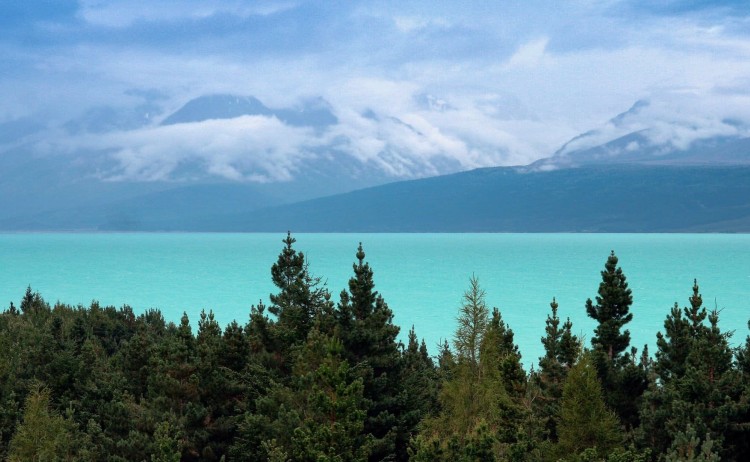 South Island New Zealand Lake v2