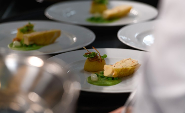 Fine dining with ponant