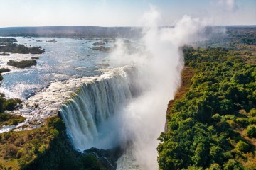 Magical Victoria Falls and Chobe 