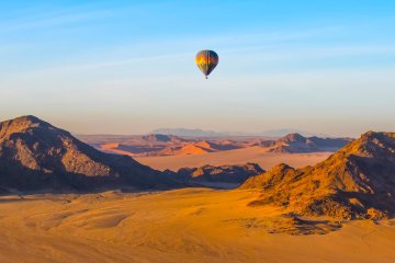 Namibian Muse: Women’s Small Group Tour