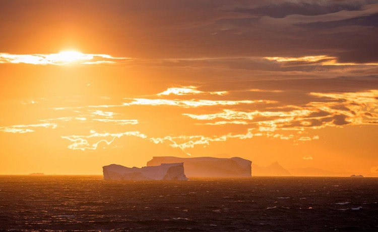 antarctic peninsula iceburg sunset Poseidon