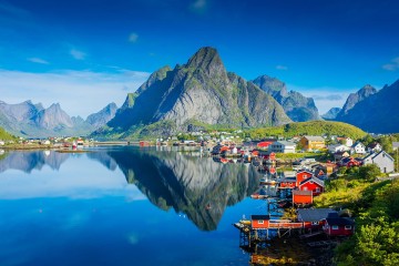 Norway's Wild North: Lofoten to Svalbard