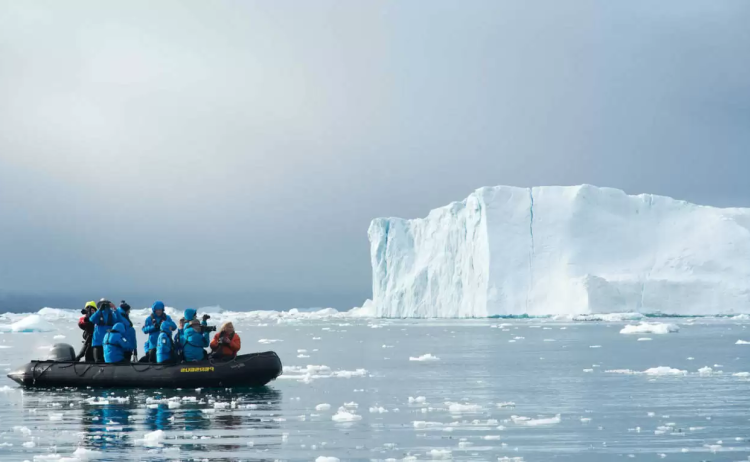 Iluslissat zodiac excursion
