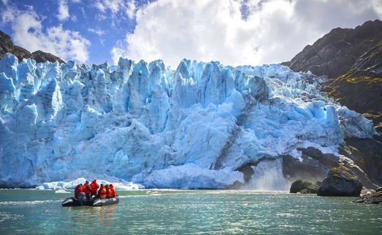 Australis cruise zodiac glacier
