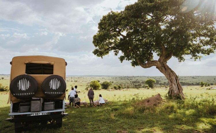 Usawa Serengeti Mobile Camp game drive1