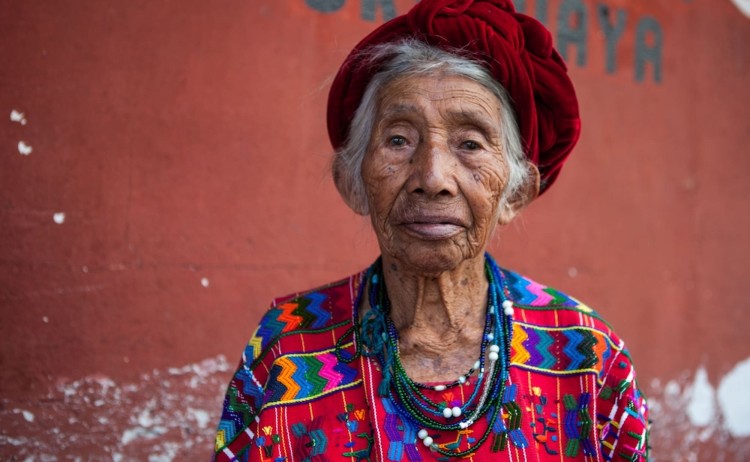 Signature Guatemala tours local woman in traditional dress