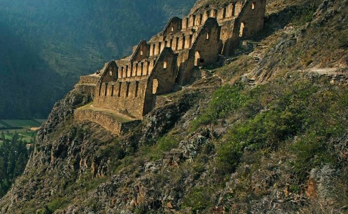 Qolqas de Pinkuylluna